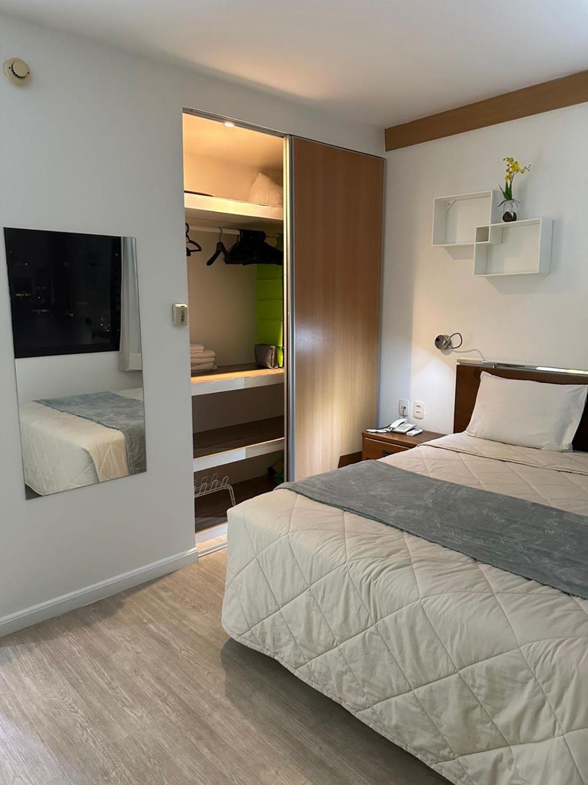 Апартаменты Studio Living Faria Lima Сан-Пауло Экстерьер фото